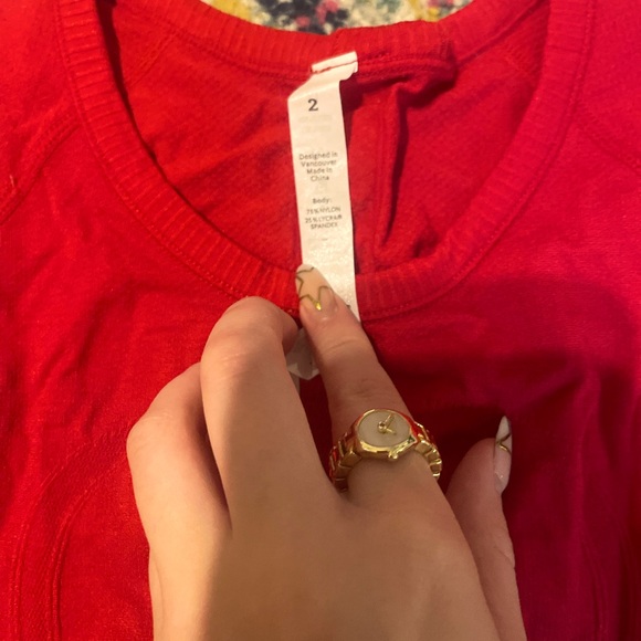 Red lululemon swiftly tech - Picture 2 of 2